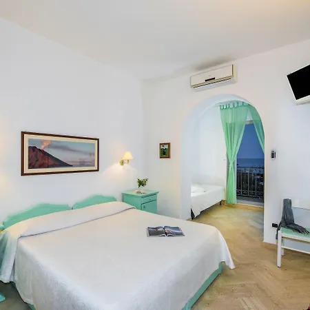 Hotel Ossidiana Center Stromboli