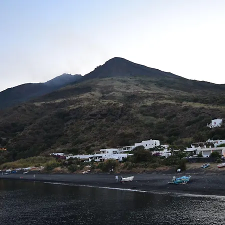 Ossidiana Center 酒店 斯特龙博利